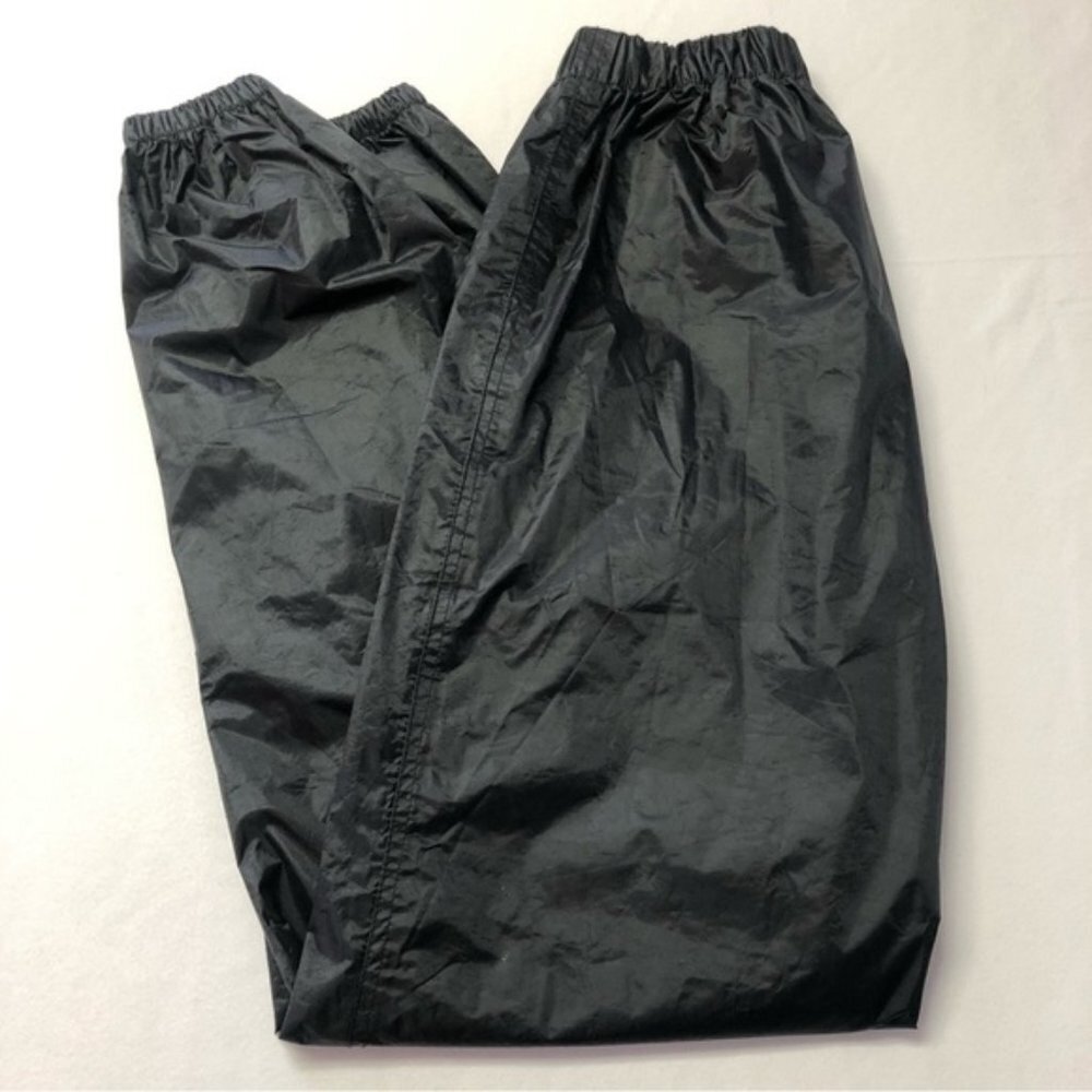 NWOT Roadkrome Motorcycle Waterproof Rain Pants Size Large (fit small)